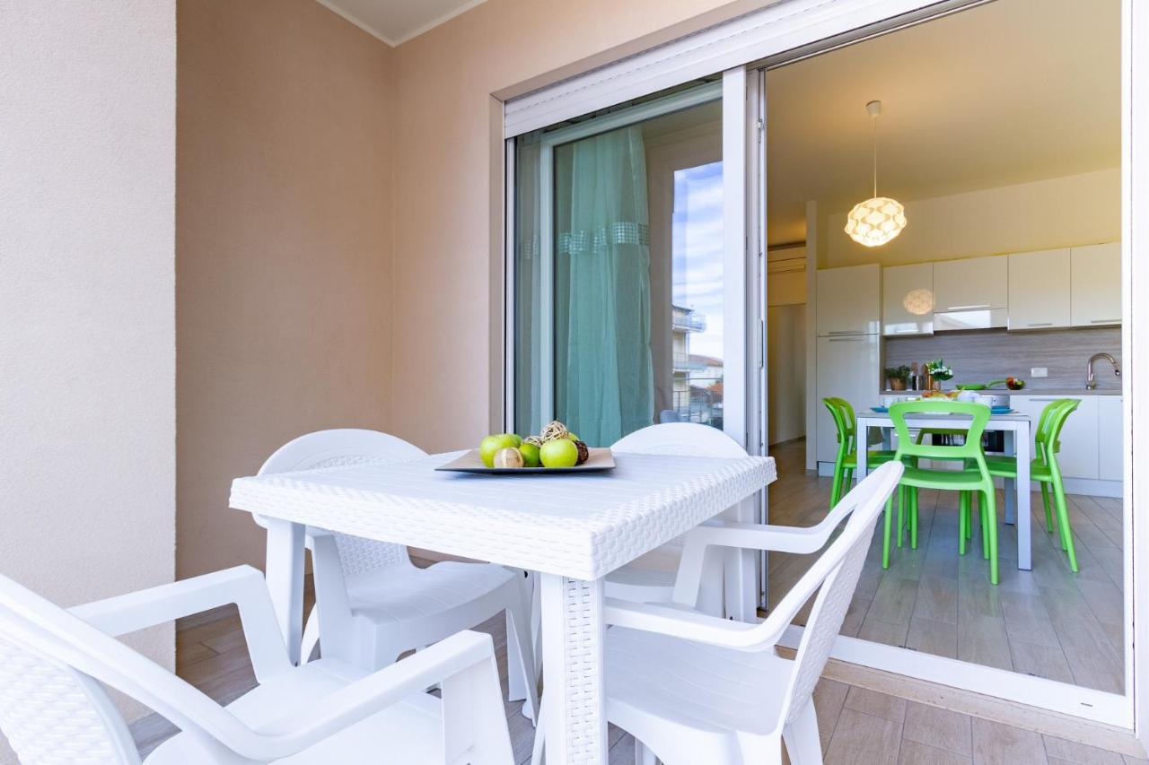 Giada 1P - Palazzina Laura Myho Casa Daire Tortoreto Dış mekan fotoğraf